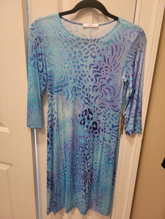 Leggiadro Dresses & Skirts - Leggiadro Aqua and Navy Printed Midi Dress
